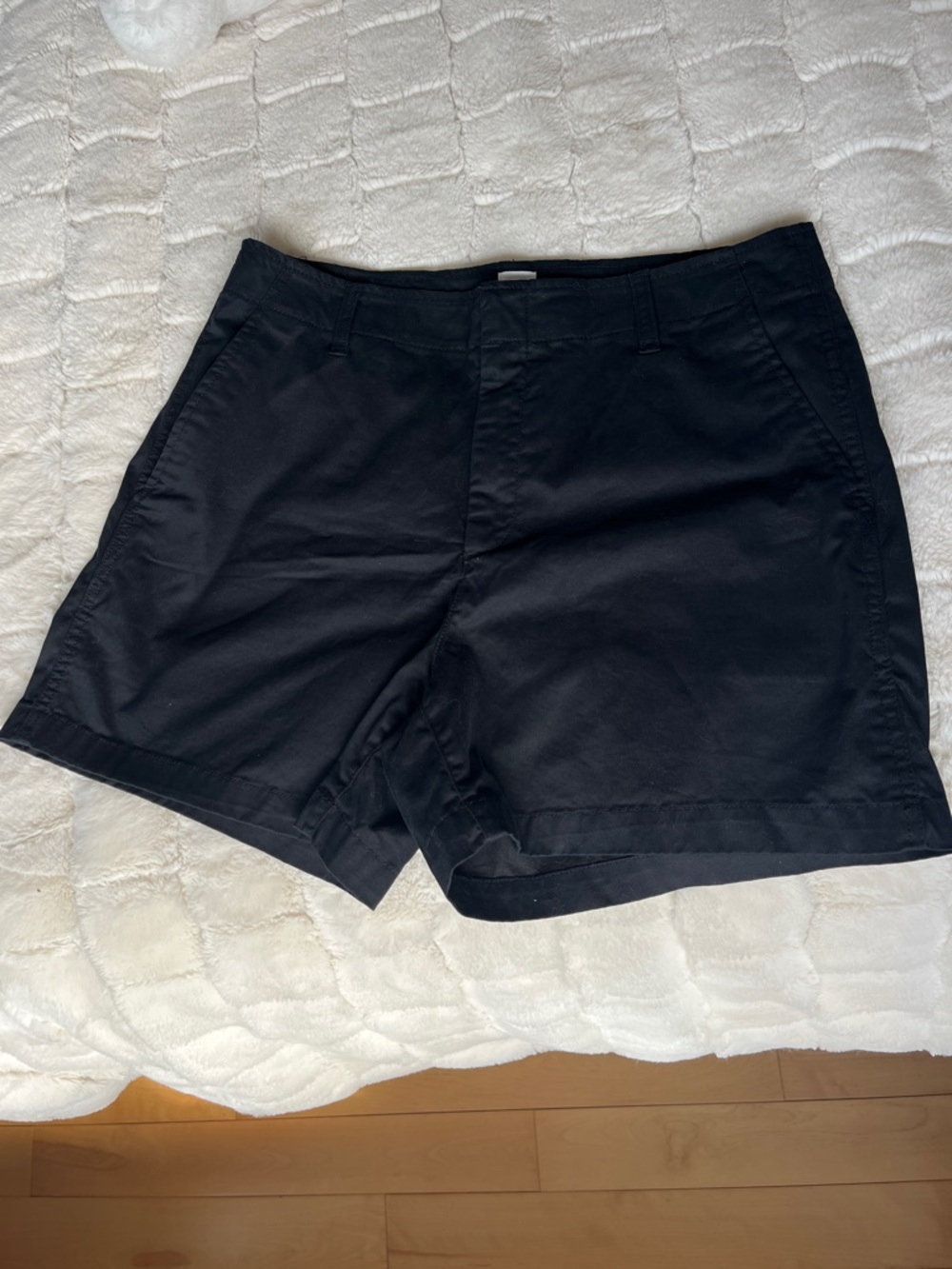 3/$20.   GAP downtown khaki shorts.